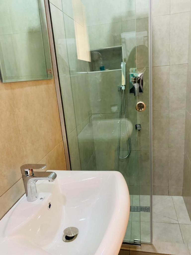 Swiss Pearl Continental Suite Wupa Eksteriør billede